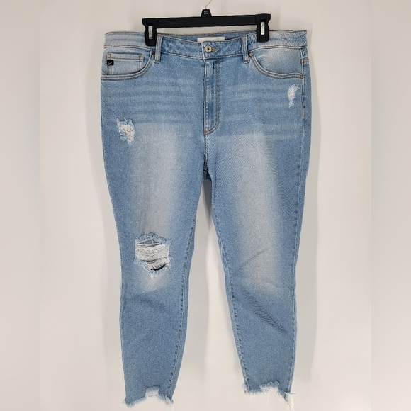 Kancan jeans size 2XL high rise light wash US size 18 - Picture 1 of 6